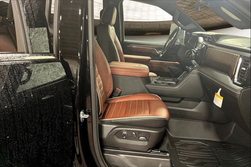 new 2025 GMC Sierra 2500 car, priced at $91,174