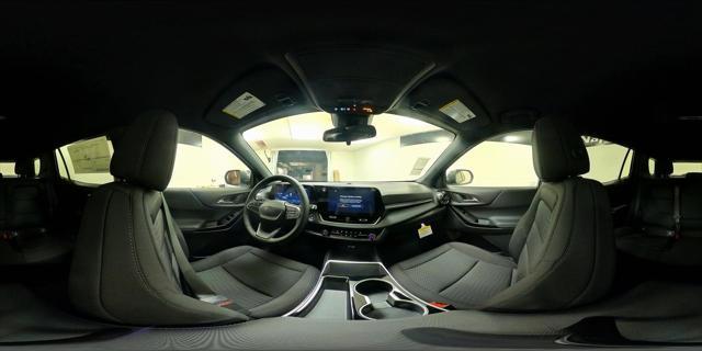 new 2025 Chevrolet Equinox car, priced at $30,040