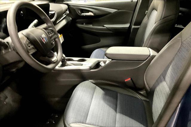 new 2025 Buick Envista car, priced at $25,690