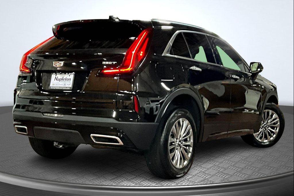 used 2025 Cadillac XT4 car, priced at $36,896