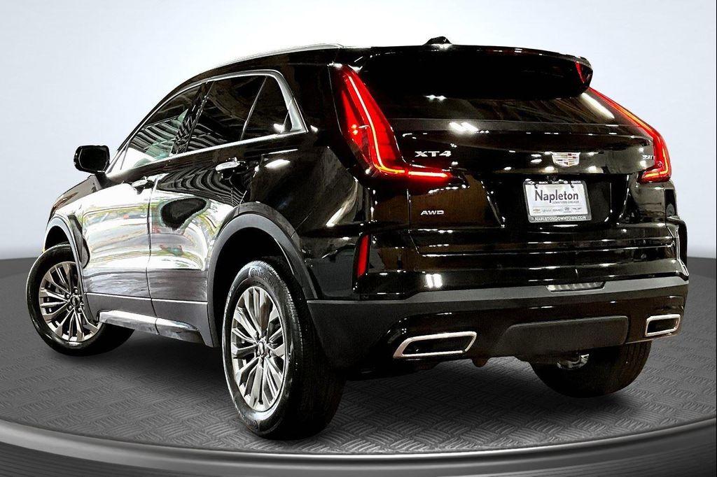 used 2025 Cadillac XT4 car, priced at $36,896
