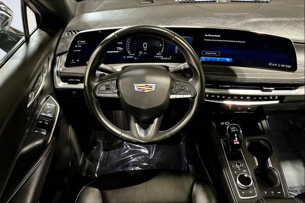 used 2025 Cadillac XT4 car, priced at $36,896