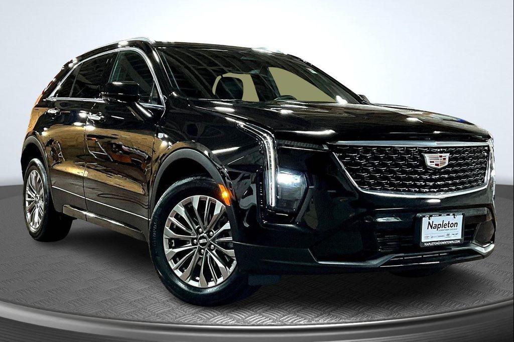 used 2025 Cadillac XT4 car, priced at $36,896