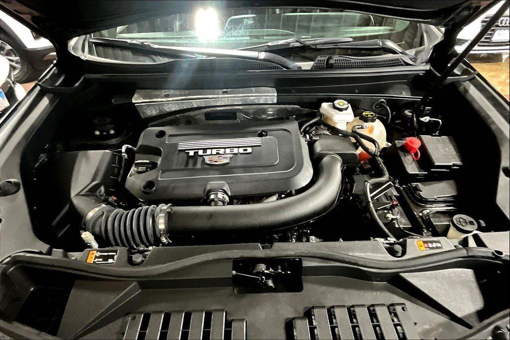 used 2025 Cadillac XT4 car, priced at $36,896