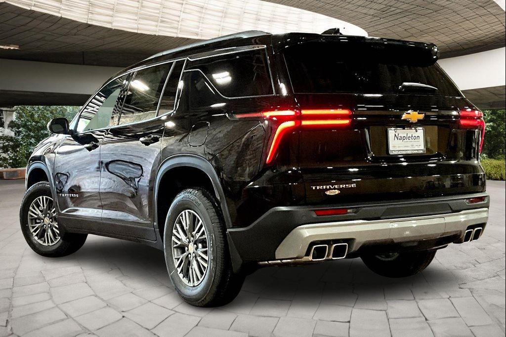 new 2026 Chevrolet Traverse car, priced at $41,609