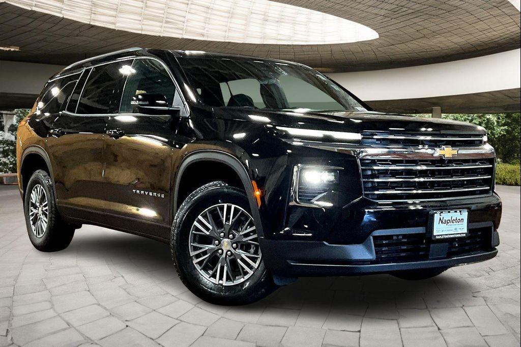 new 2026 Chevrolet Traverse car, priced at $41,609