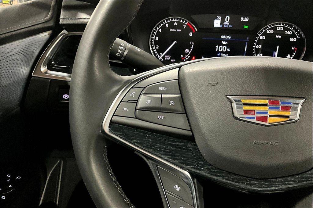 used 2025 Cadillac XT5 car, priced at $41,890