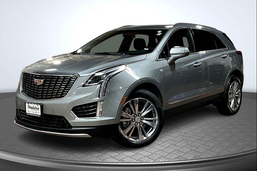 used 2025 Cadillac XT5 car, priced at $41,890