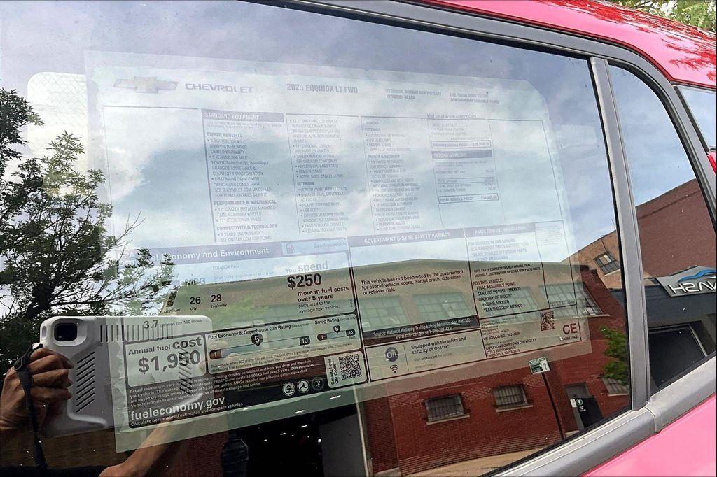 new 2025 Chevrolet Equinox car, priced at $28,876