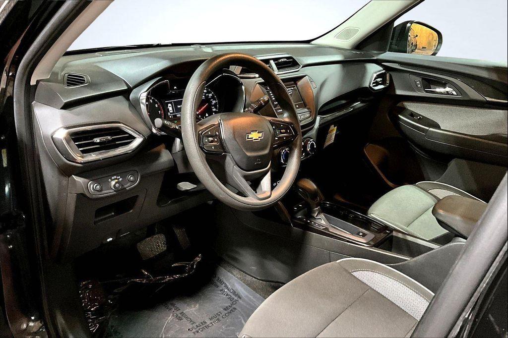 used 2023 Chevrolet TrailBlazer car, priced at $20,991