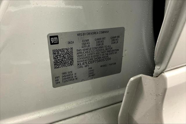 new 2025 Buick Envista car, priced at $29,885
