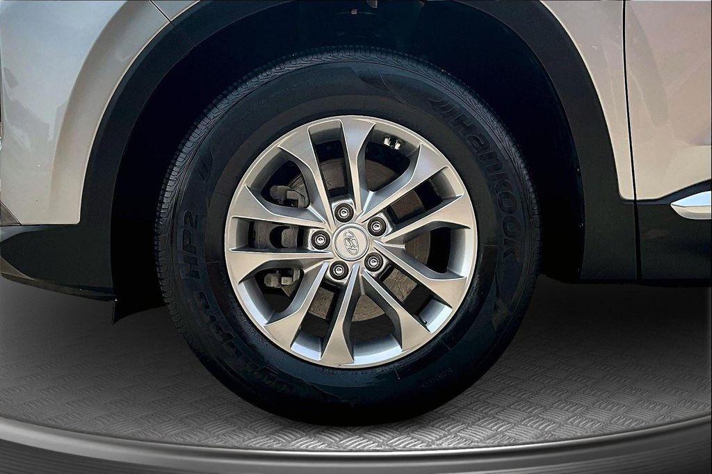used 2020 Hyundai Santa Fe car, priced at $29,999