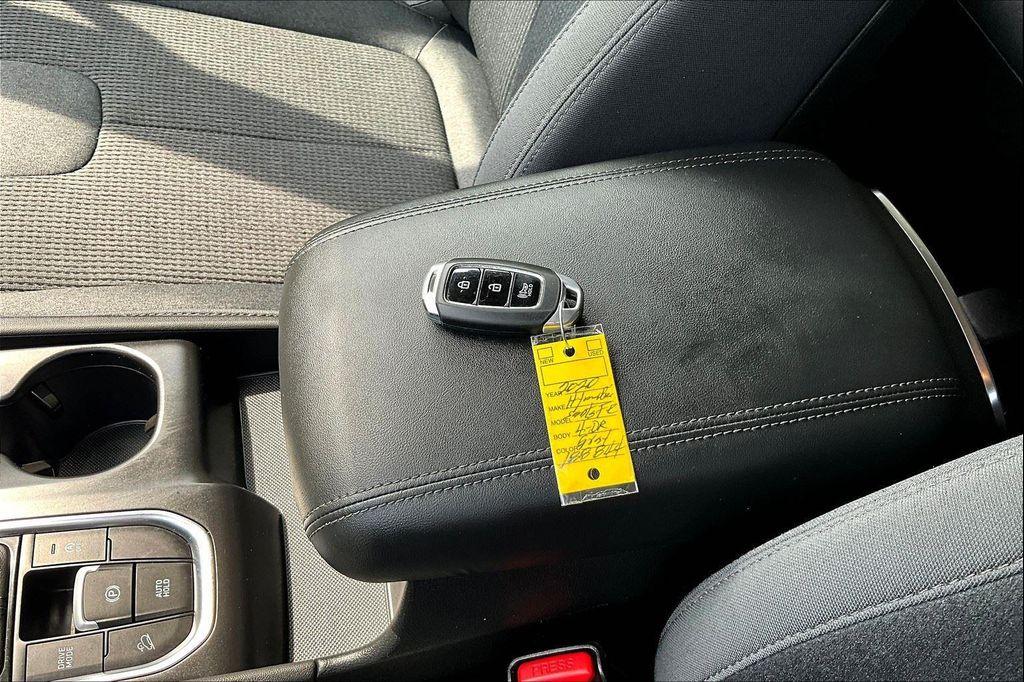 used 2020 Hyundai Santa Fe car, priced at $29,999