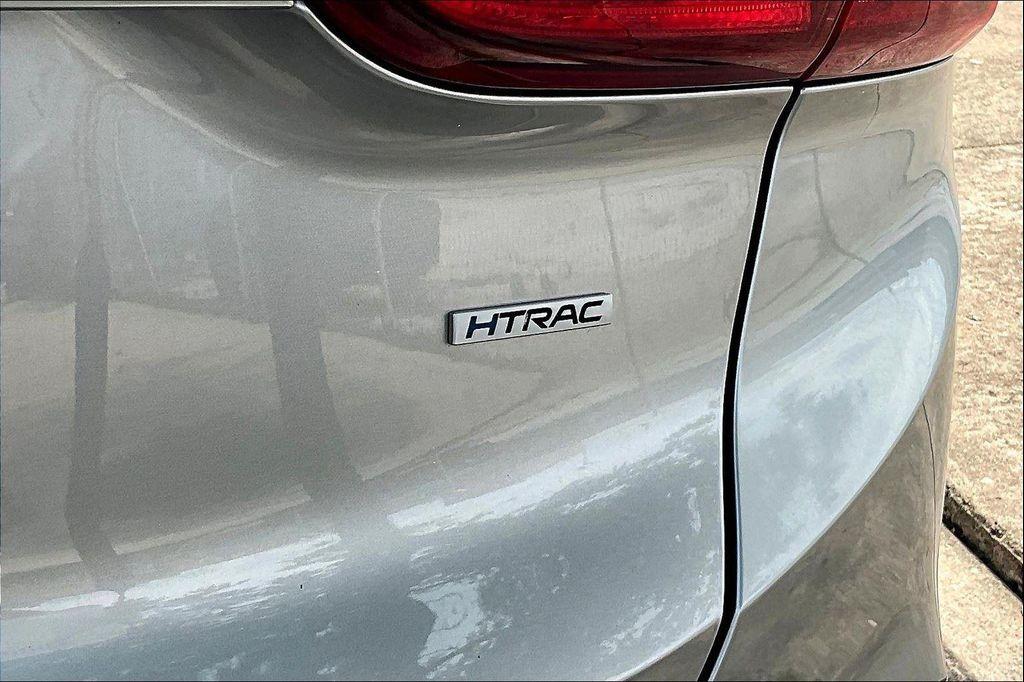 used 2020 Hyundai Santa Fe car, priced at $29,999