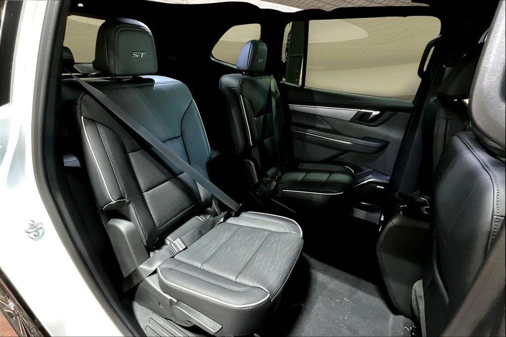 new 2026 Buick Enclave car, priced at $53,257