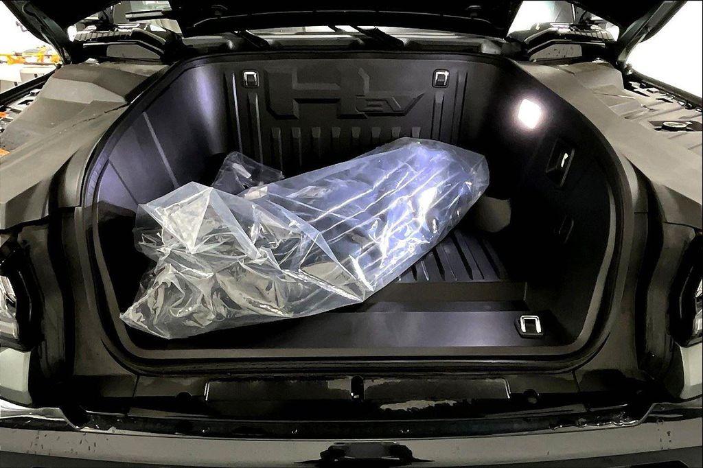new 2024 GMC HUMMER EV SUV car, priced at $96,180