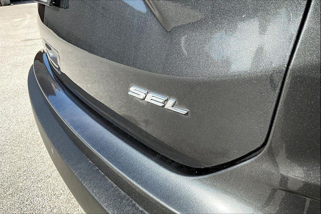 used 2020 Ford Edge car, priced at $22,889