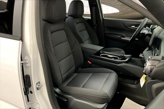 new 2025 Chevrolet Equinox car, priced at $28,745
