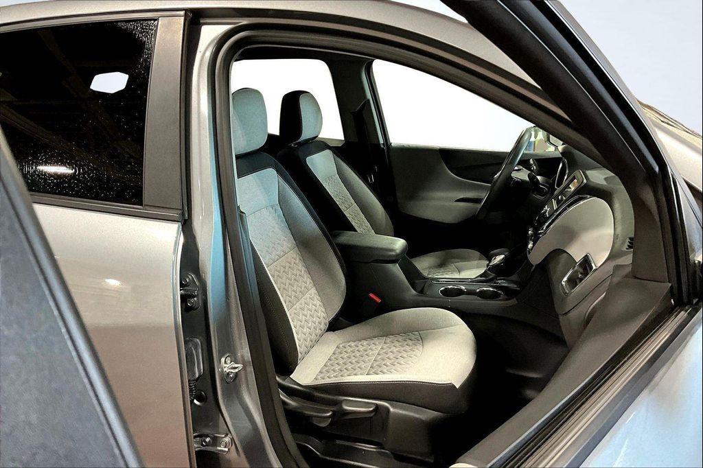 used 2024 Chevrolet Equinox car, priced at $20,991