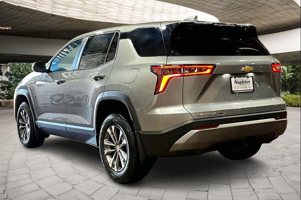 new 2026 Chevrolet Equinox car, priced at $31,810