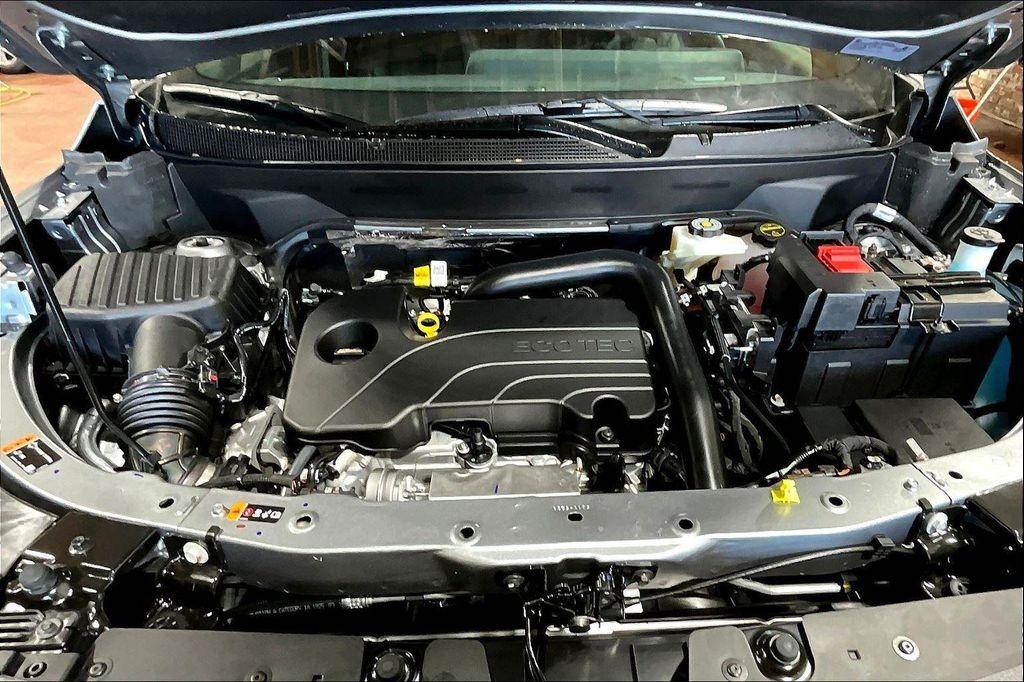 new 2026 Chevrolet Equinox car, priced at $31,810