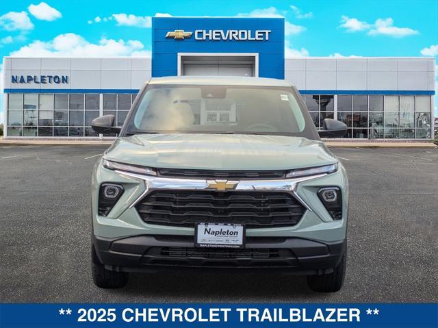 new 2025 Chevrolet TrailBlazer car, priced at $23,790