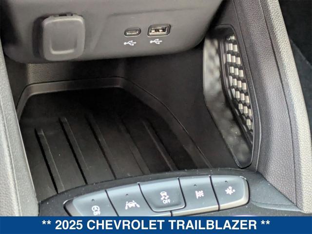 new 2025 Chevrolet TrailBlazer car, priced at $23,790