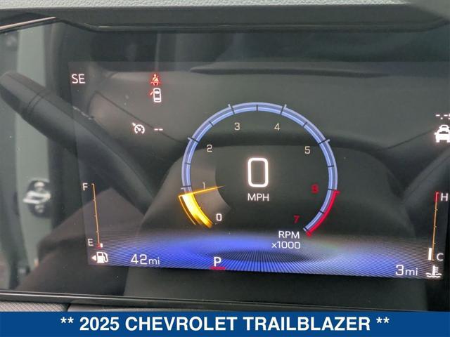 new 2025 Chevrolet TrailBlazer car, priced at $23,790