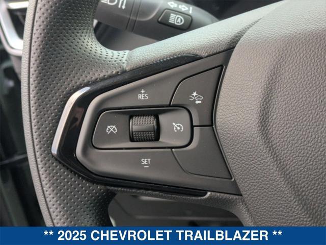 new 2025 Chevrolet TrailBlazer car, priced at $23,790