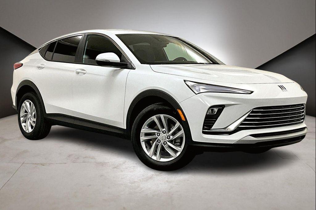 new 2025 Buick Envista car, priced at $23,919