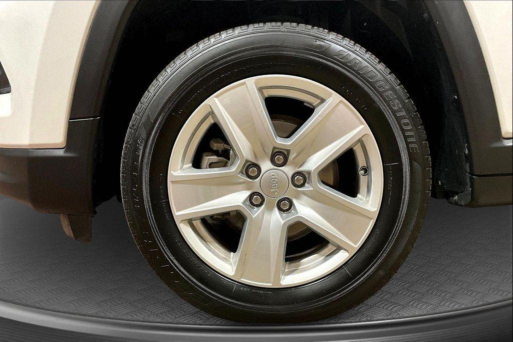 used 2022 Jeep Compass car, priced at $19,995