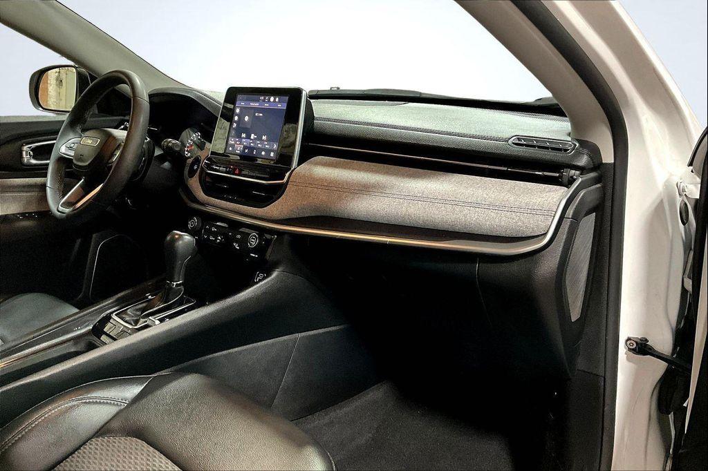 used 2022 Jeep Compass car, priced at $19,995