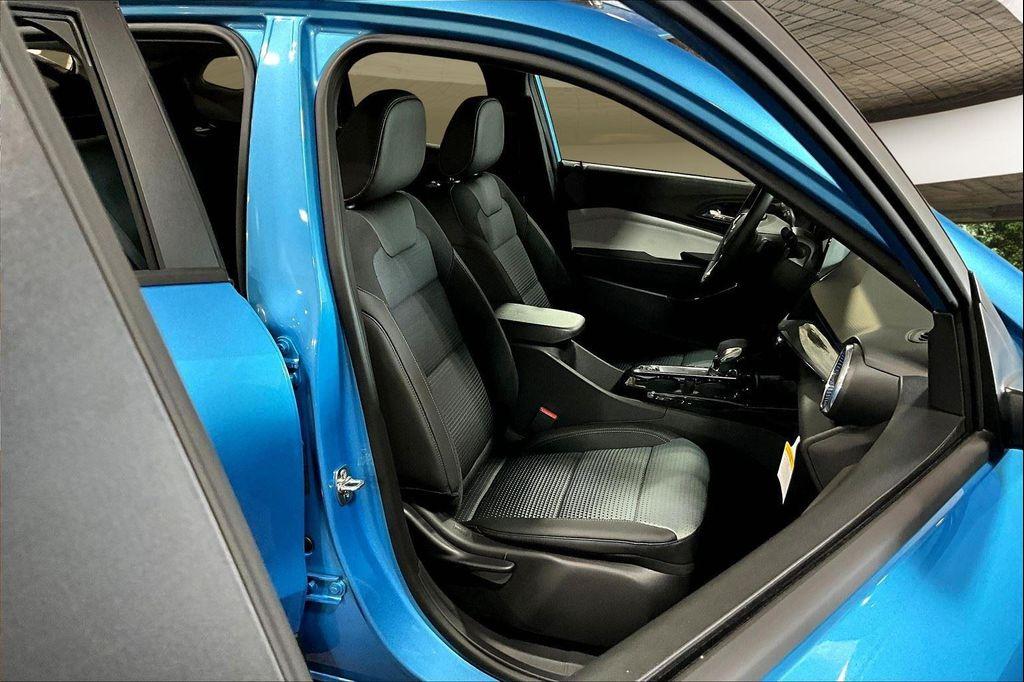 new 2026 Chevrolet Trax car, priced at $26,016