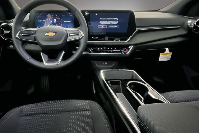 new 2025 Chevrolet Equinox car, priced at $28,495