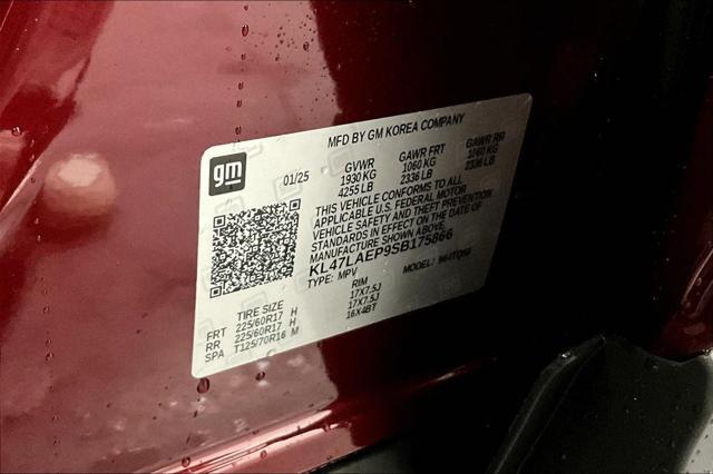 new 2025 Buick Envista car, priced at $25,590