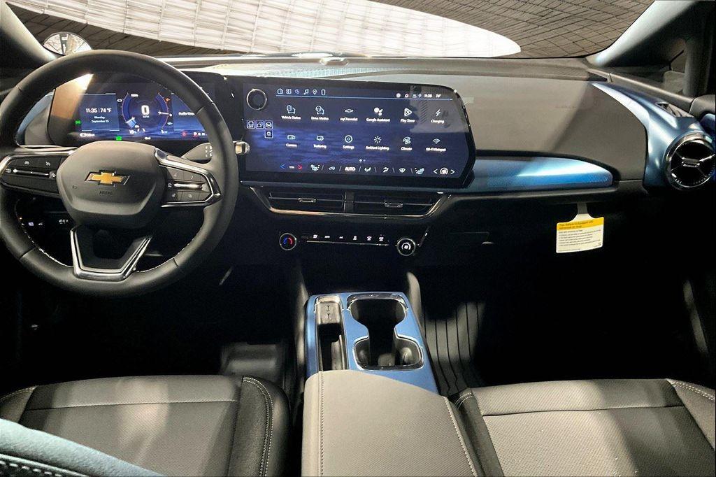 new 2026 Chevrolet Equinox EV car, priced at $44,290