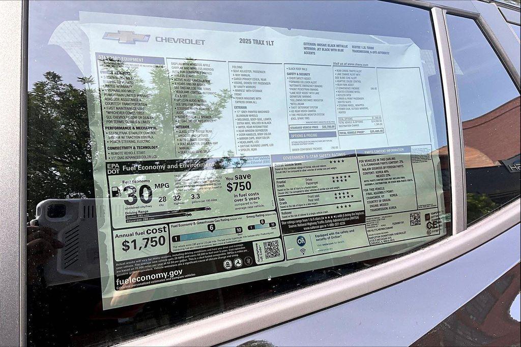 new 2025 Chevrolet Trax car, priced at $24,211