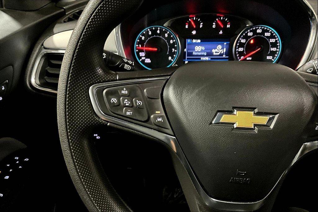 used 2024 Chevrolet Equinox car, priced at $20,995