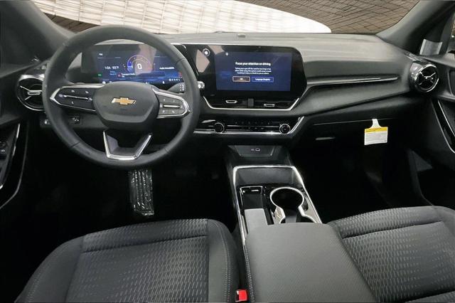 new 2025 Chevrolet Equinox car, priced at $28,495