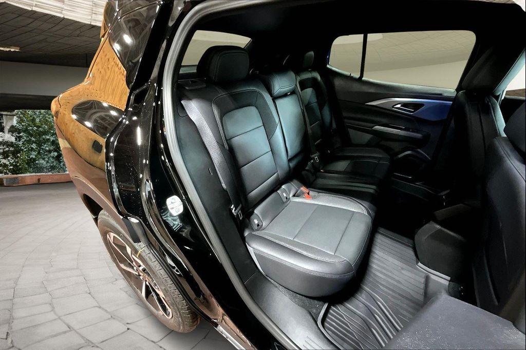 new 2026 Chevrolet Equinox EV car, priced at $44,290