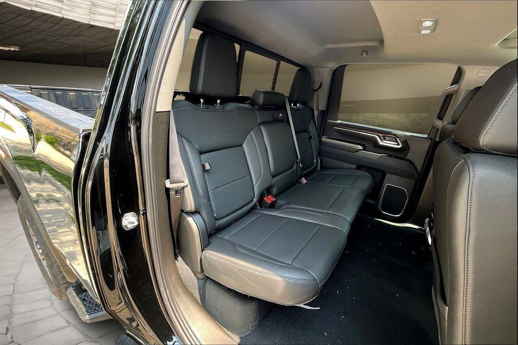 new 2025 GMC Sierra 2500 car, priced at $69,280