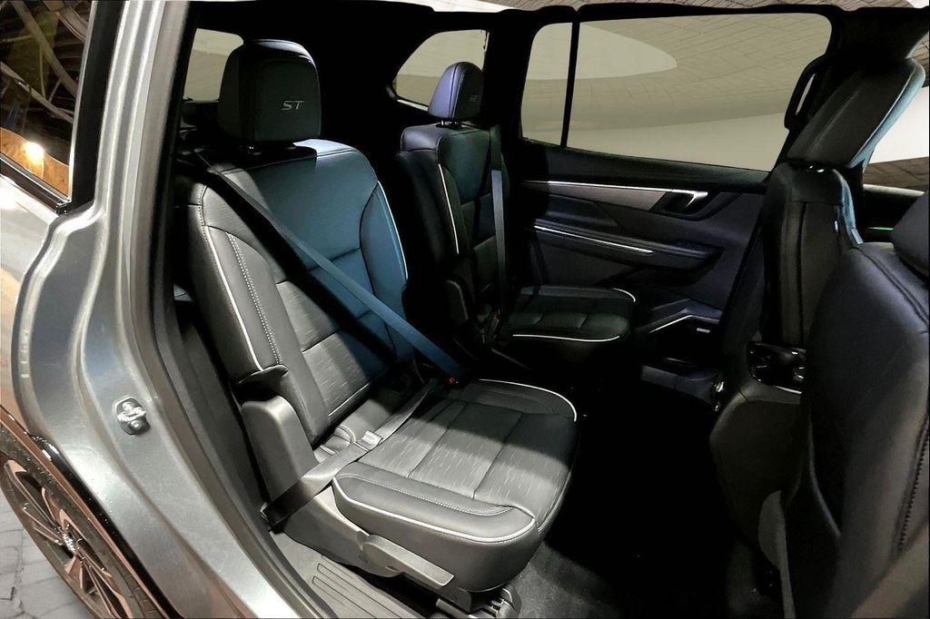 new 2026 Buick Enclave car, priced at $50,886