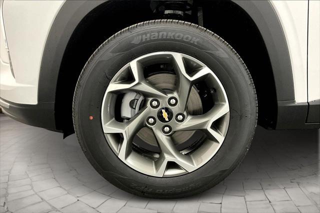 new 2025 Chevrolet Trax car, priced at $24,690