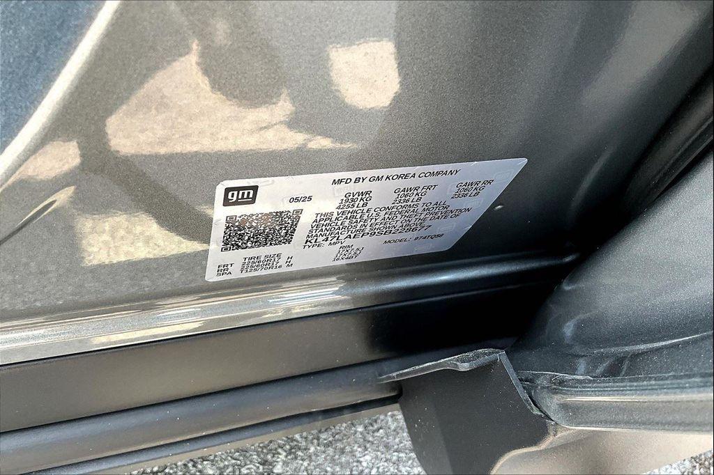 new 2025 Buick Envista car, priced at $24,406