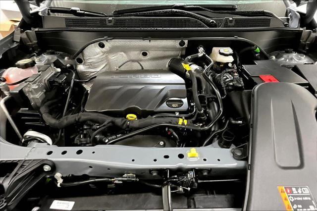 new 2025 Buick Envista car, priced at $26,535