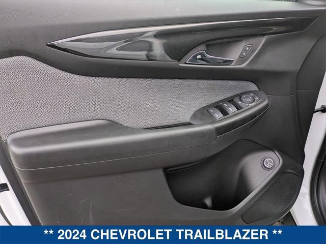 new 2024 Chevrolet TrailBlazer car, priced at $25,080