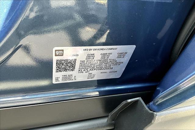 new 2025 Buick Envista car, priced at $27,280