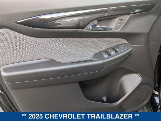 new 2025 Chevrolet TrailBlazer car, priced at $24,595