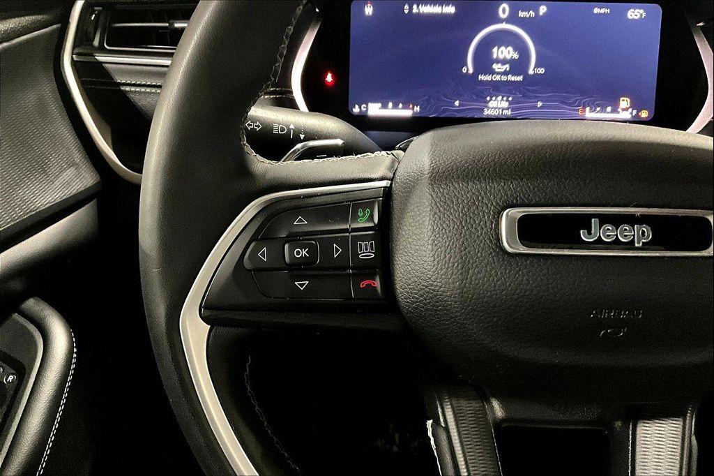 used 2024 Jeep Grand Cherokee L car, priced at $29,595