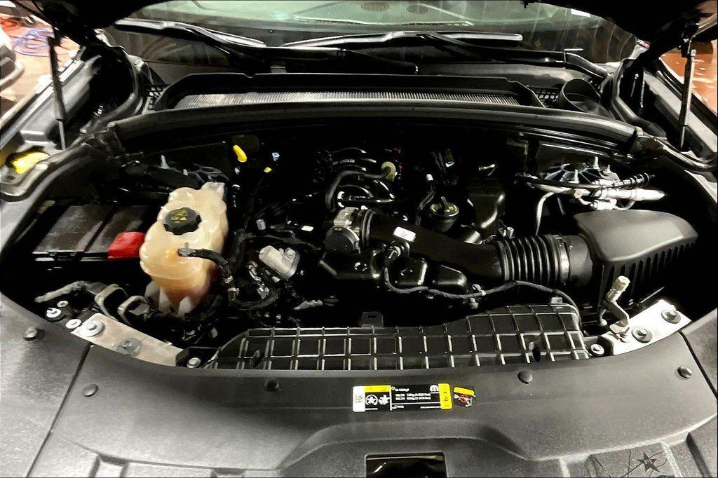 used 2024 Jeep Grand Cherokee L car, priced at $29,595